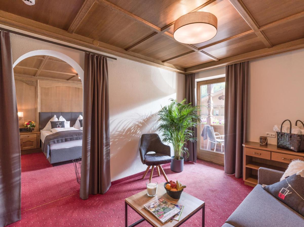 Hotel Blizz Финкенберг Экстерьер фото