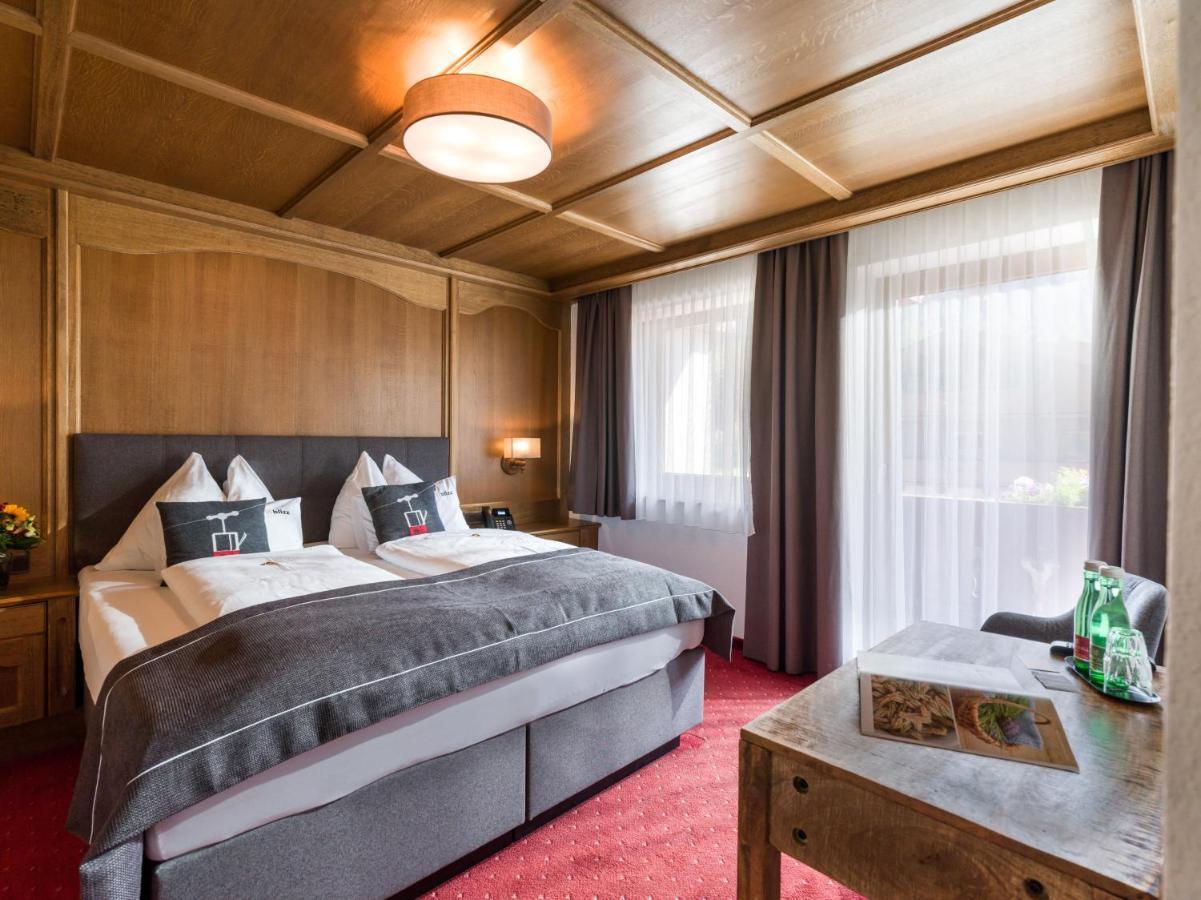 Hotel Blizz Финкенберг Экстерьер фото